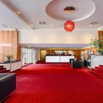 מלון Plaza וולס