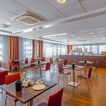 Plaza 4* Wels