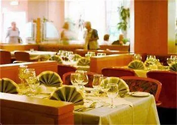 Hotell Plaza 4*