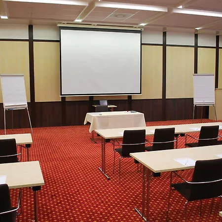 Western Plaza 4* Βελς