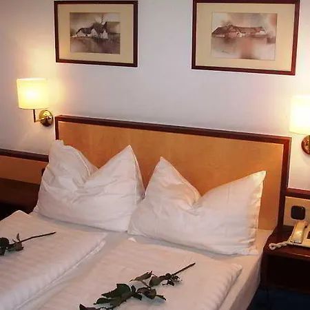 Hotel Western Plaza