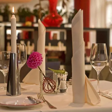 Plaza 4* Вельс